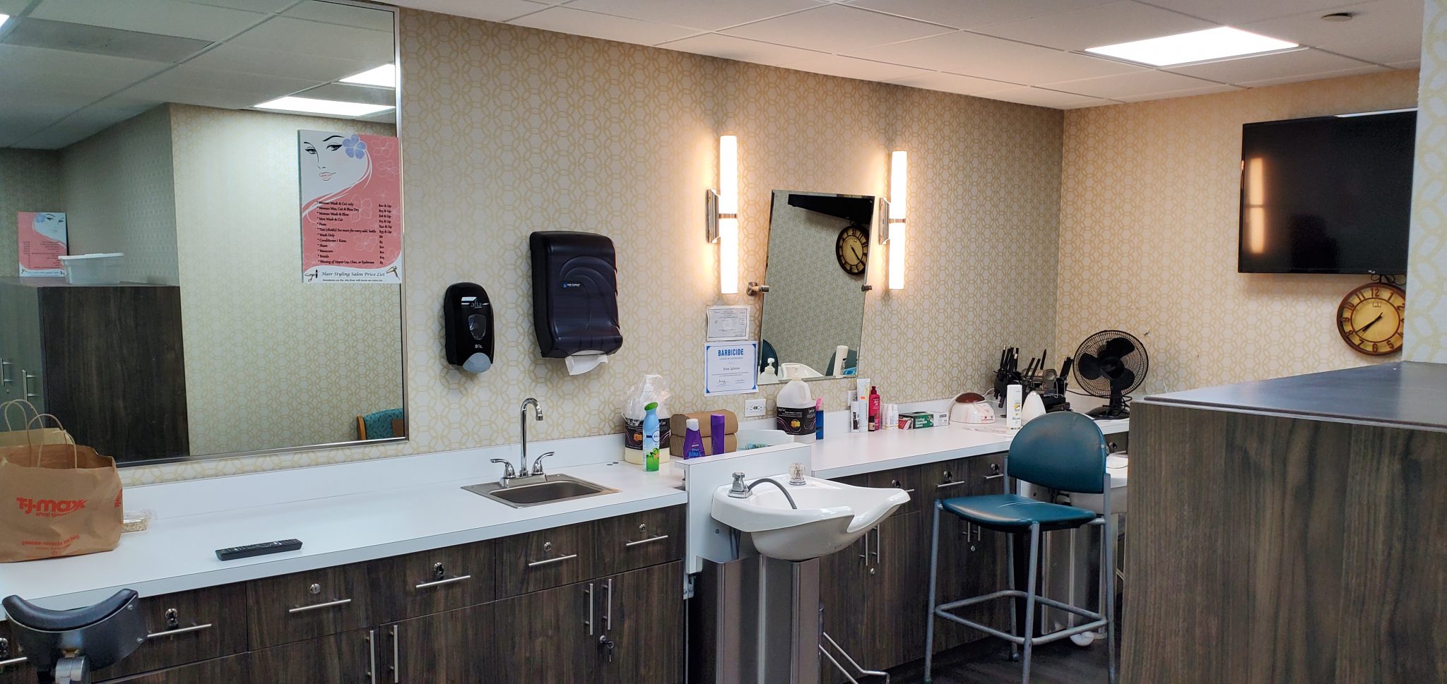 Get to know us Dumont Center